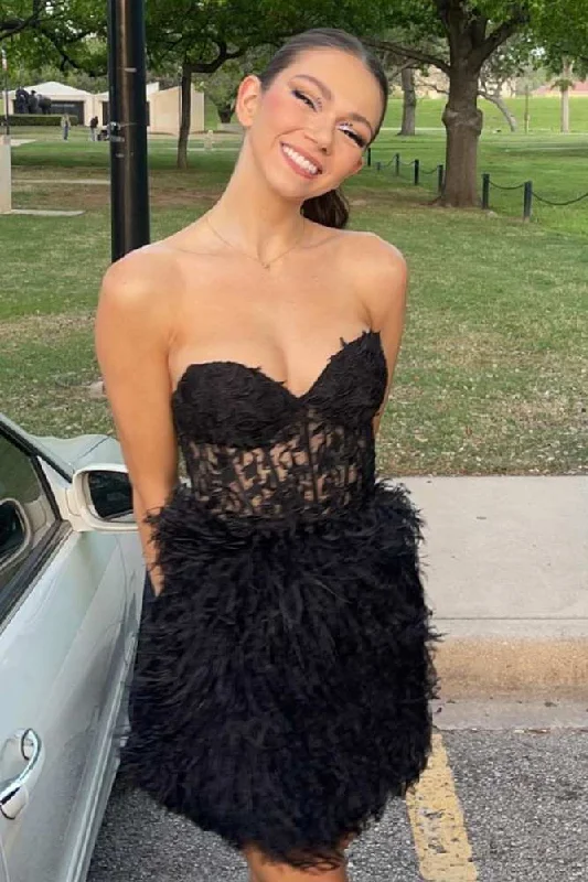 modern dressStrapless Black Short Homecoming Dress with Feather