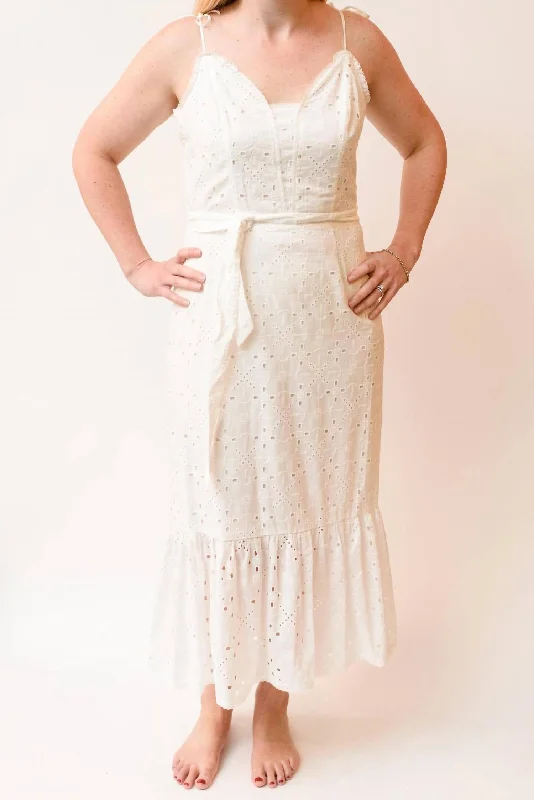 comfy maxi dressSeryne Eyelet Midi Dress In White