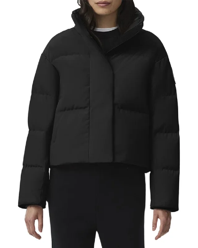 sleek and warm coatCanada Goose Grandview Cropped Jacket