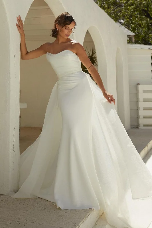 layered dressStrapless Pleats Mermaid Wedding Dress with Detachable Train QW2163