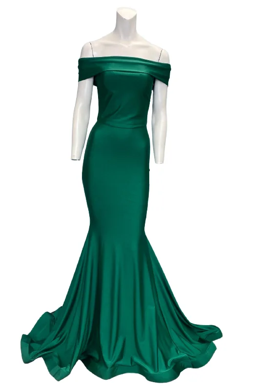 knit dressClassic Off The Shoulder Evening Gown In Green