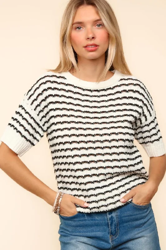 sporty outerwearPLUS SHORT SLEEVE STRIPE PATTERN SWEATER KNIT TOP